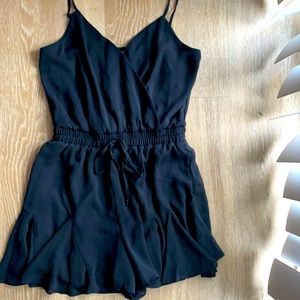 NWT Francesca’s Romper